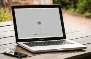 Не загружается Macbook Pro/Air: в чем причина и как ее устранить?